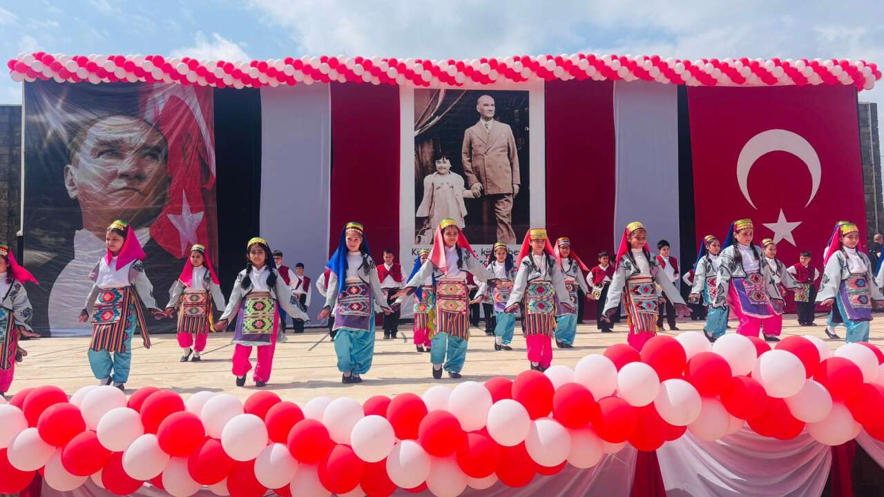 23 Nisan Coşkusu Muğla’nın Dört Bir Yanını Sardı 7